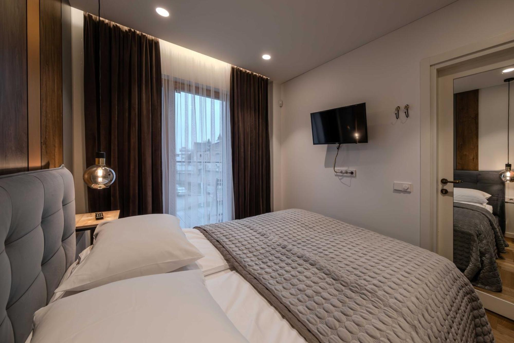 King Mindaugas Apartments Kowno Zewnętrze zdjęcie