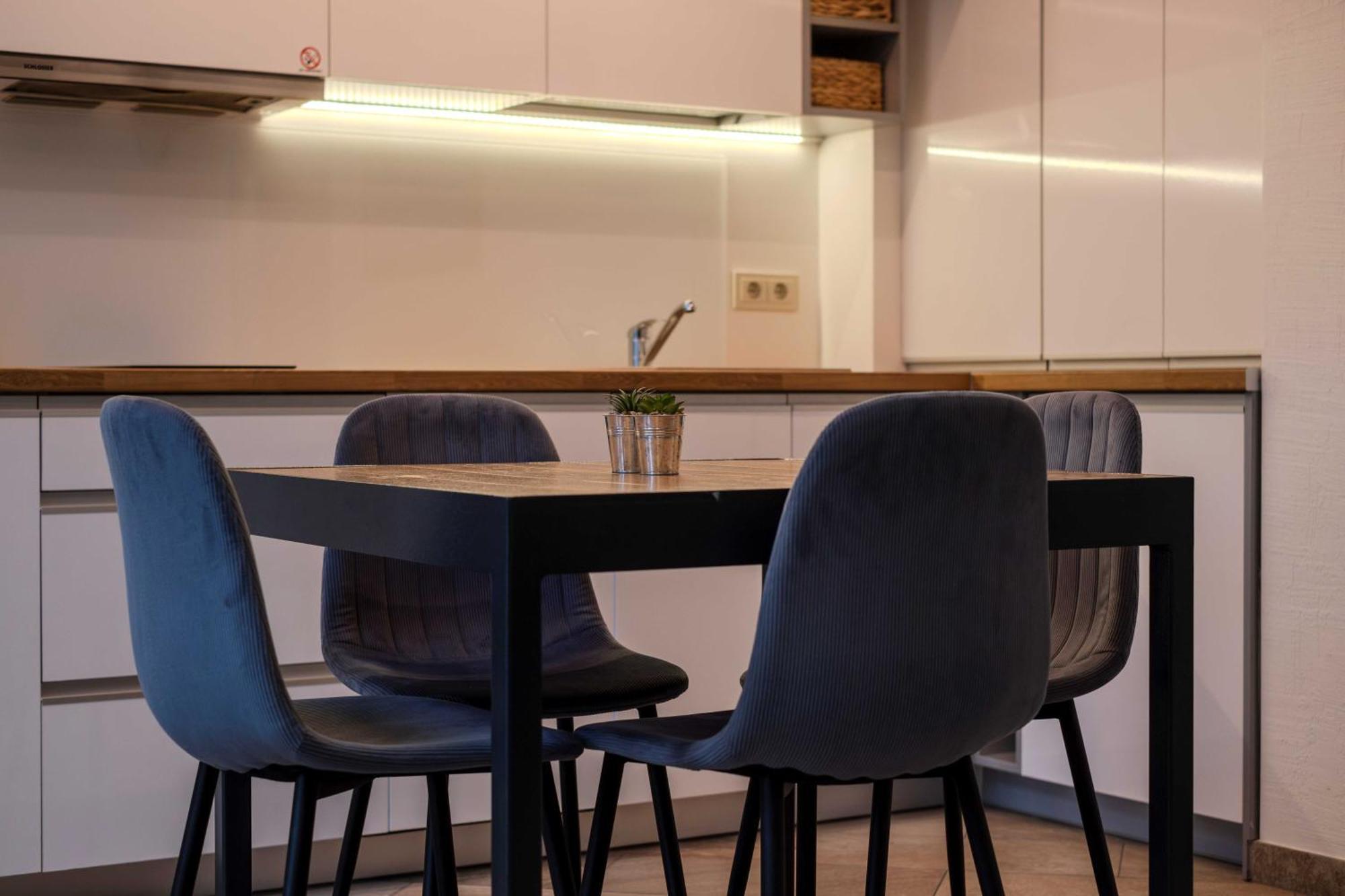 King Mindaugas Apartments Kowno Zewnętrze zdjęcie