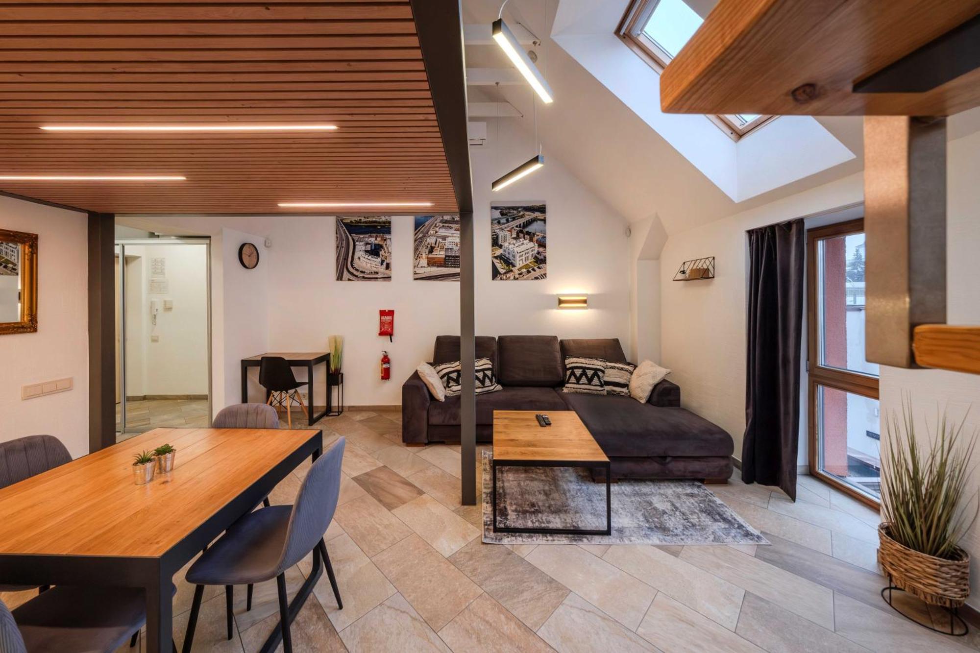 King Mindaugas Apartments Kowno Zewnętrze zdjęcie